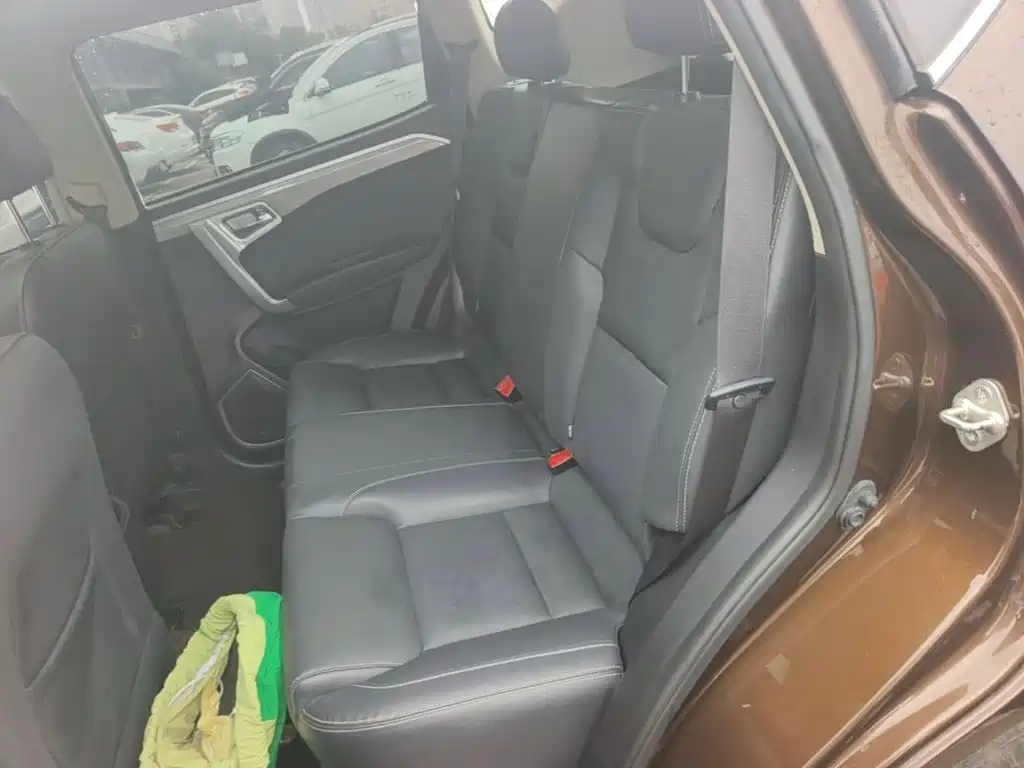 Geely Vision X6 — миниатюра 17