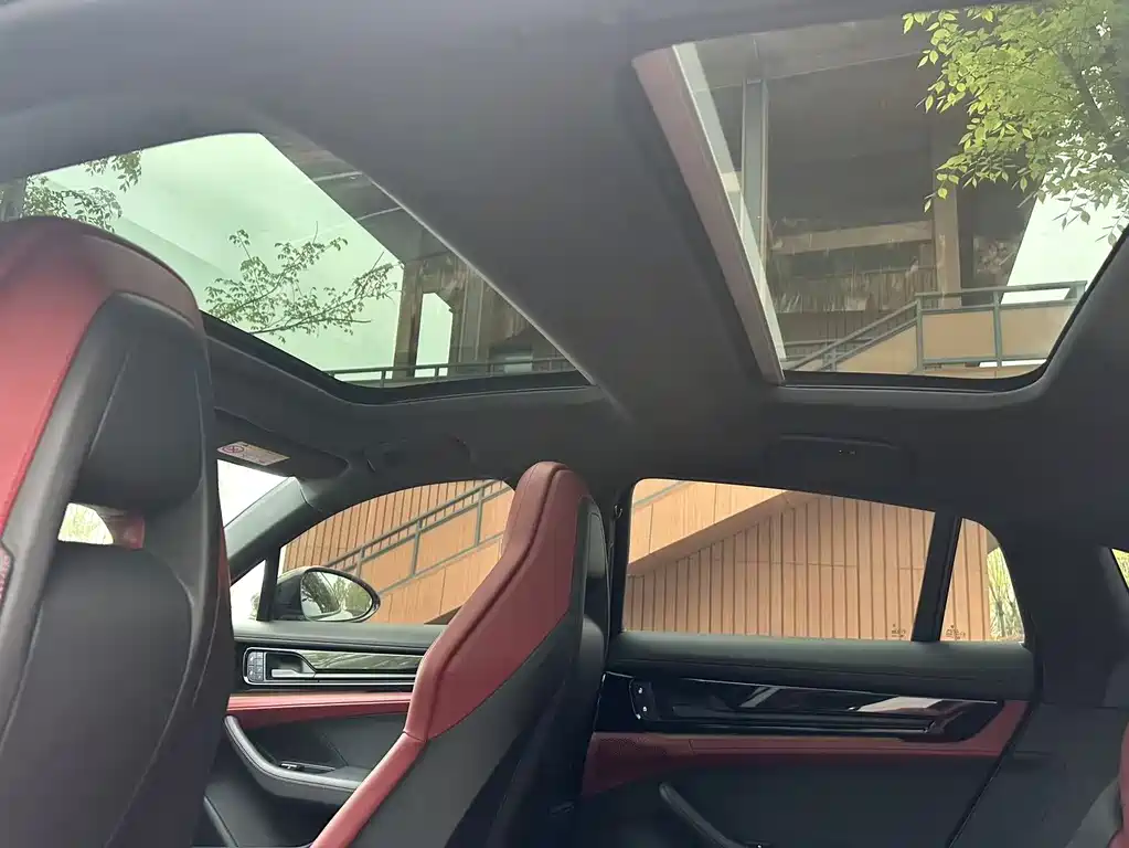 Porsche Panamera — миниатюра 8