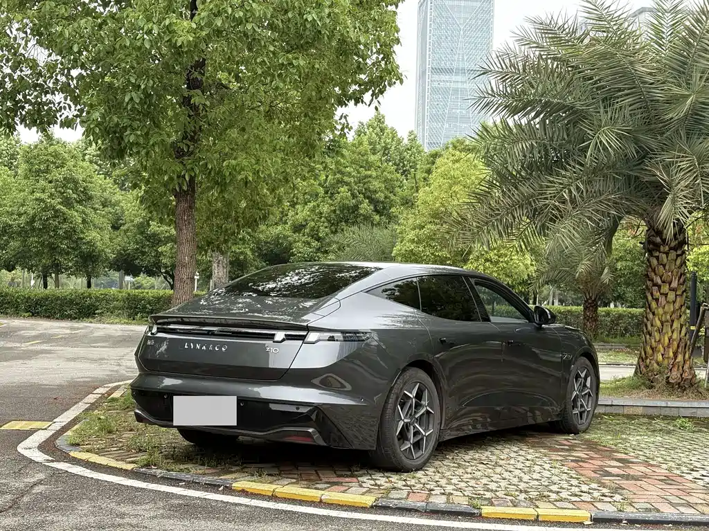 Lynk & Co Z10 — миниатюра 14