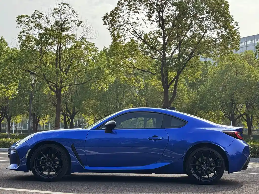 SUBARU BRZ