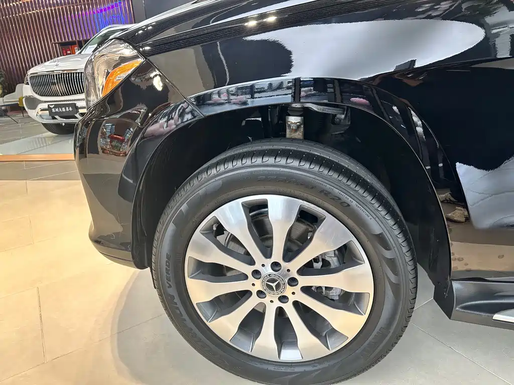 Mercedes-Benz GLS — миниатюра 3