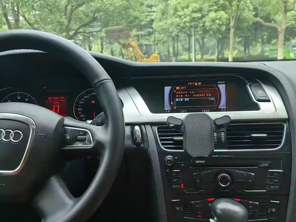 Audi A4L 2012 2.0 TFSI AT Comfort