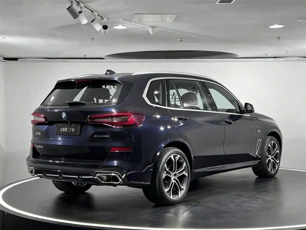 BMW X5 2022 xDrive 40Li Premium M Sport