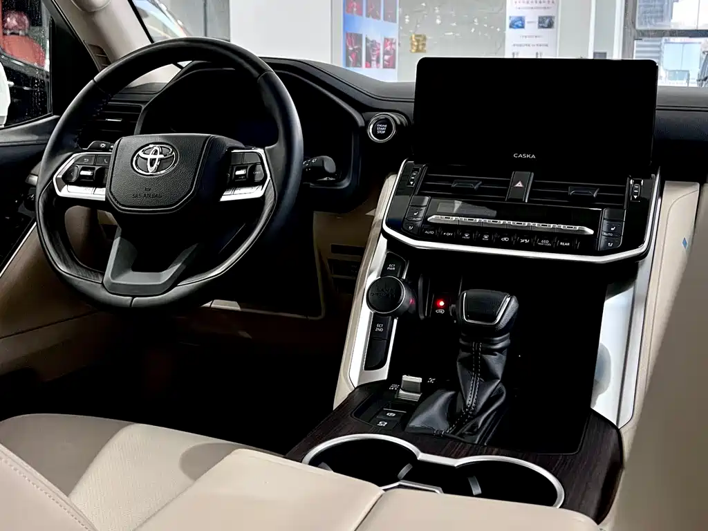 Toyota Land Cruiser 2026 4.0L AT