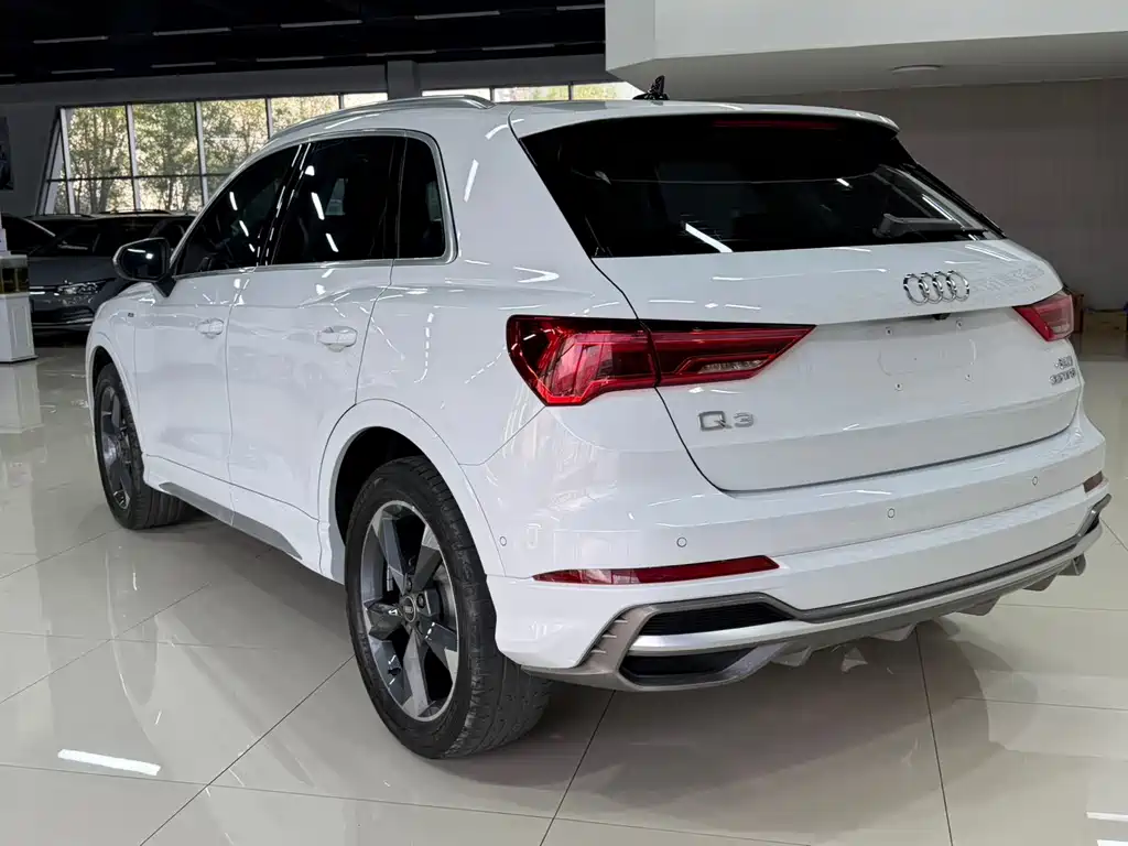 Audi Q3 — миниатюра 4