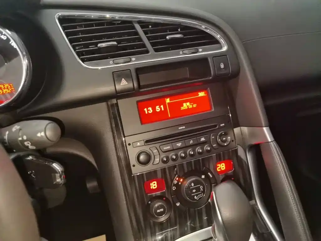 Peugeot 3008 — миниатюра 13