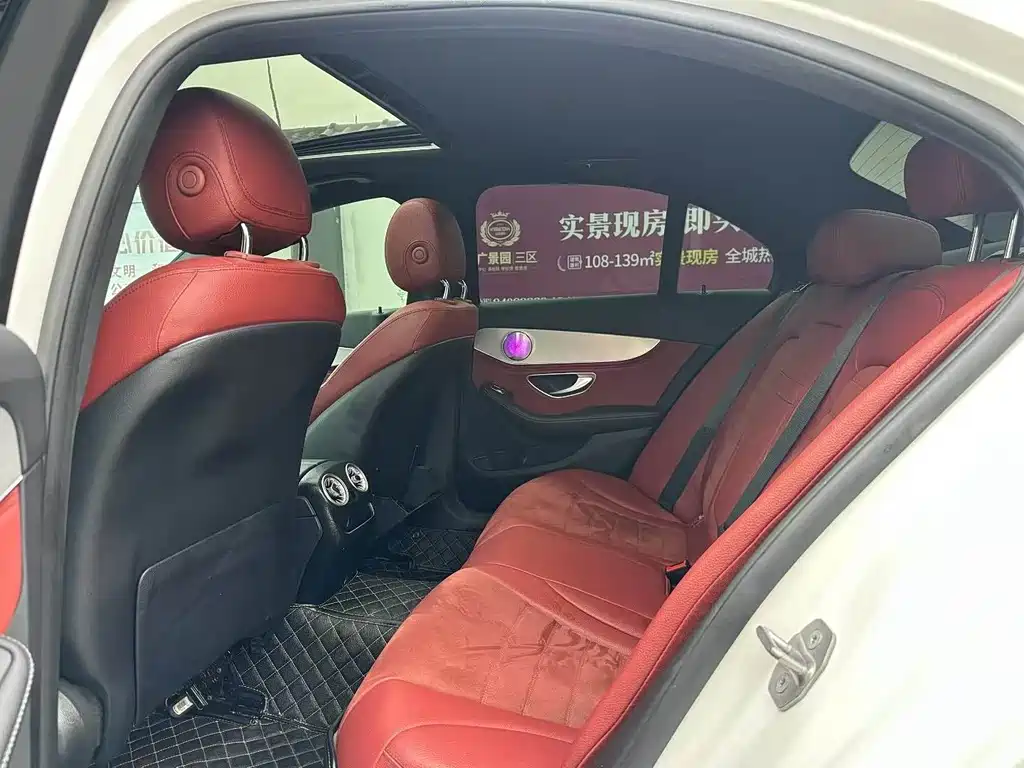 Mercedes-Benz C-Class — миниатюра 6