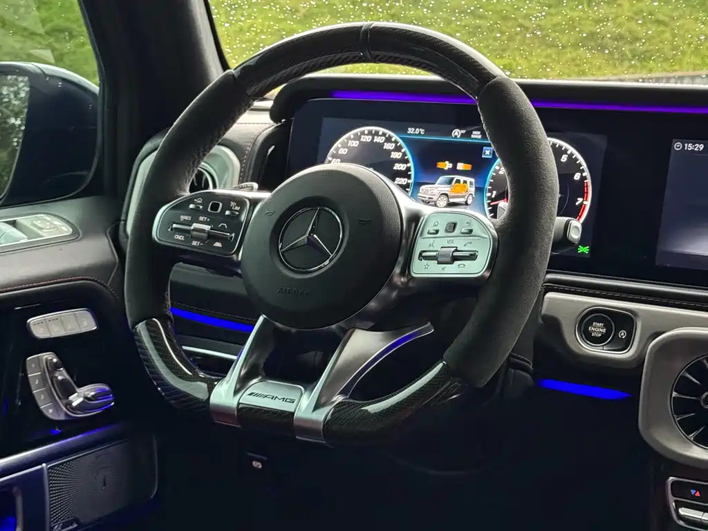 Mercedes-Benz G-Class — миниатюра 12