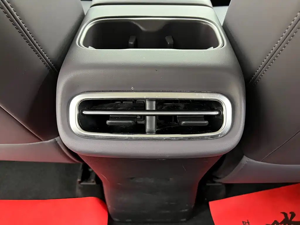 Leapmotor Leapmotor C10 — миниатюра 18
