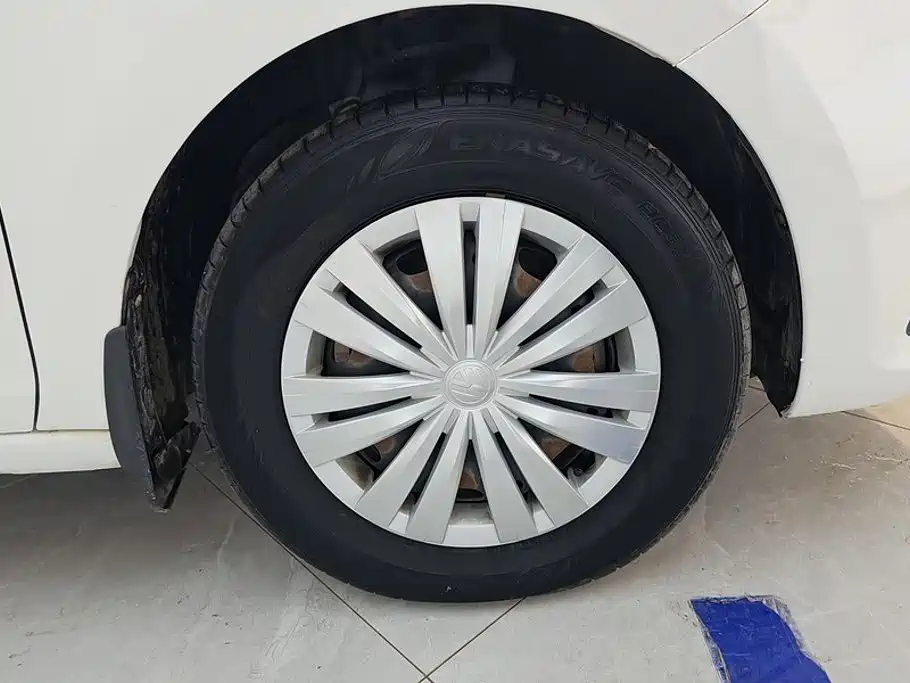 Volkswagen Santana — миниатюра 6