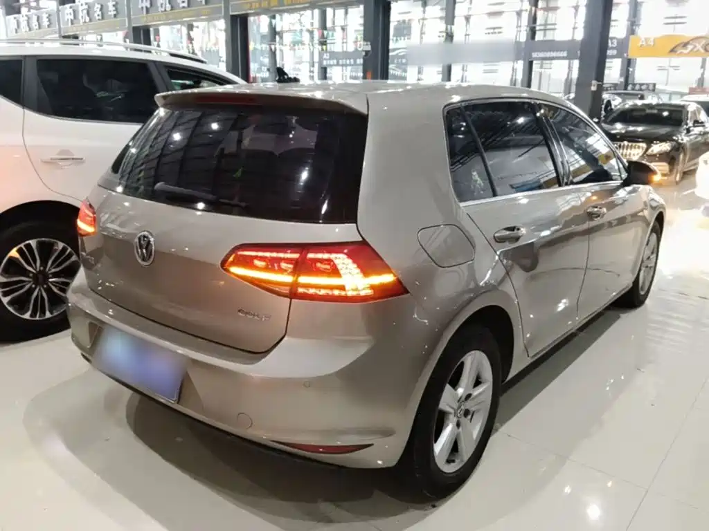 Volkswagen Golf — миниатюра 7