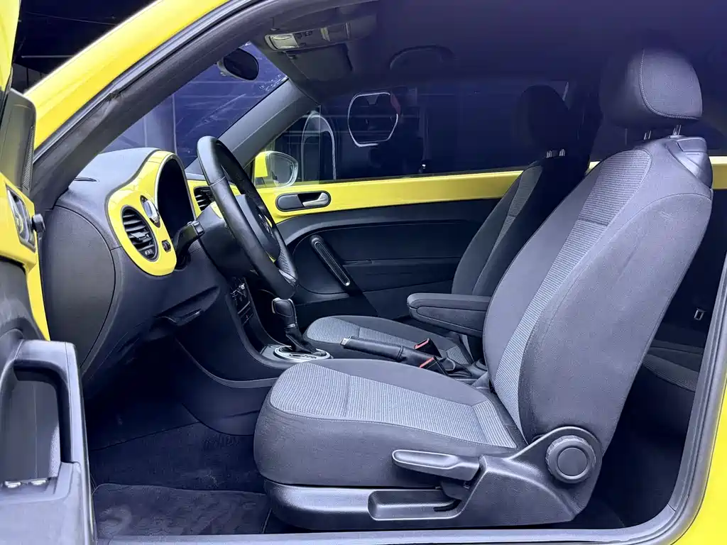 Volkswagen Beetle 180TSI, фото 11