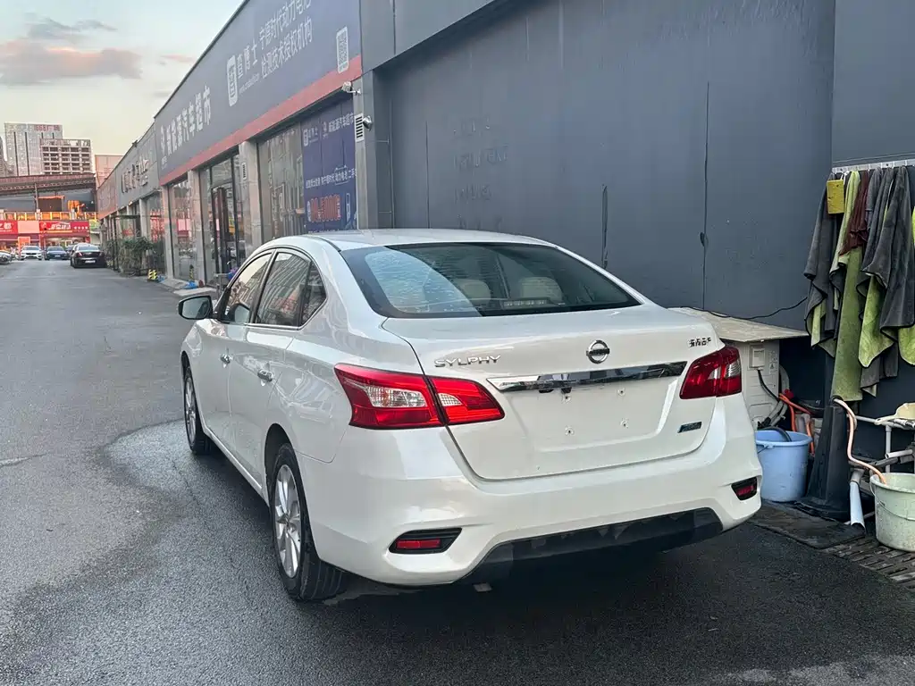 Nissan Sylphy — миниатюра 5