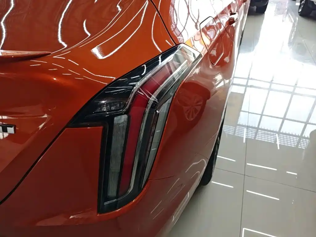 Cadillac CT4 — миниатюра 8