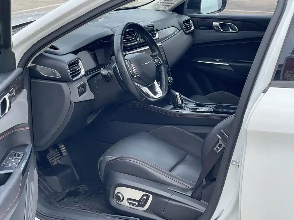 Lynk & Co 02 2019 1.5T DCT Pro VI