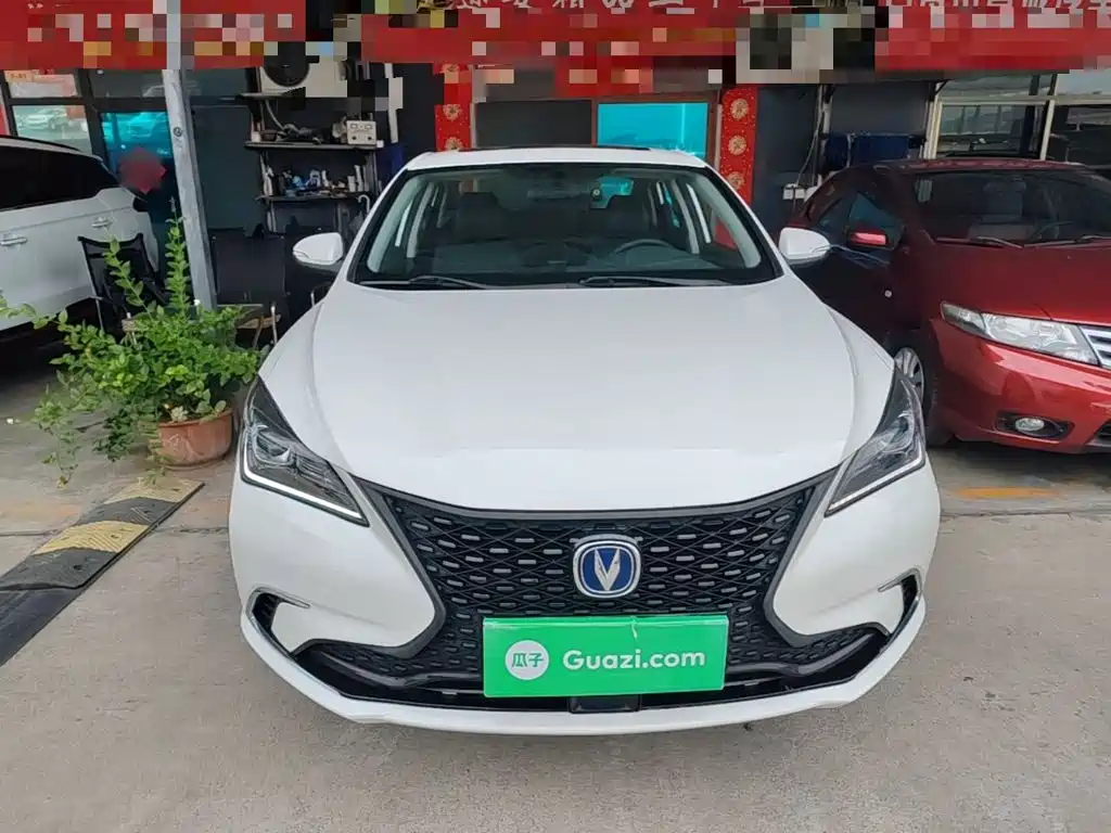 Changan Eado — миниатюра 3