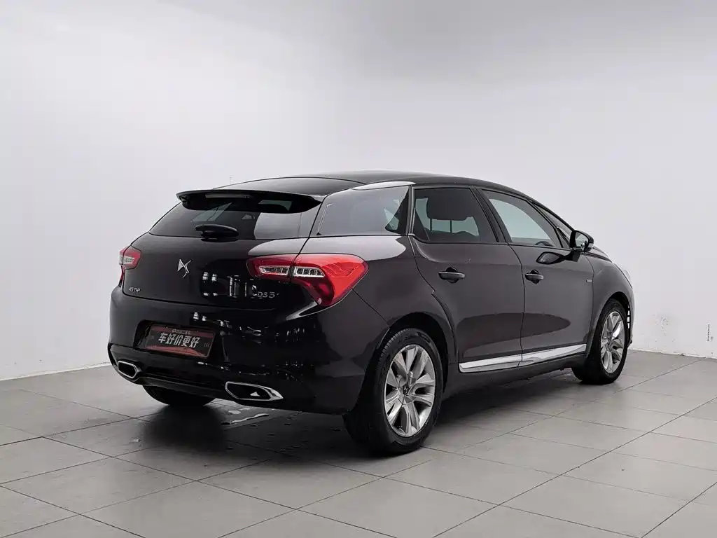 DS DS 5 — миниатюра 2