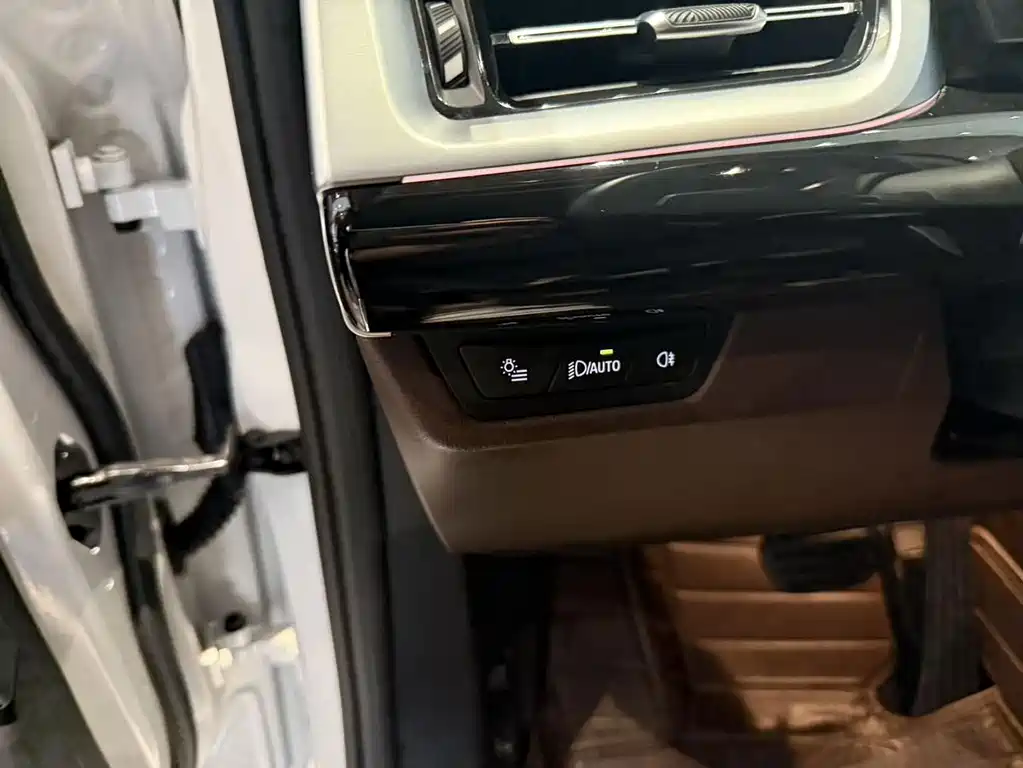BMW X1 — миниатюра 11