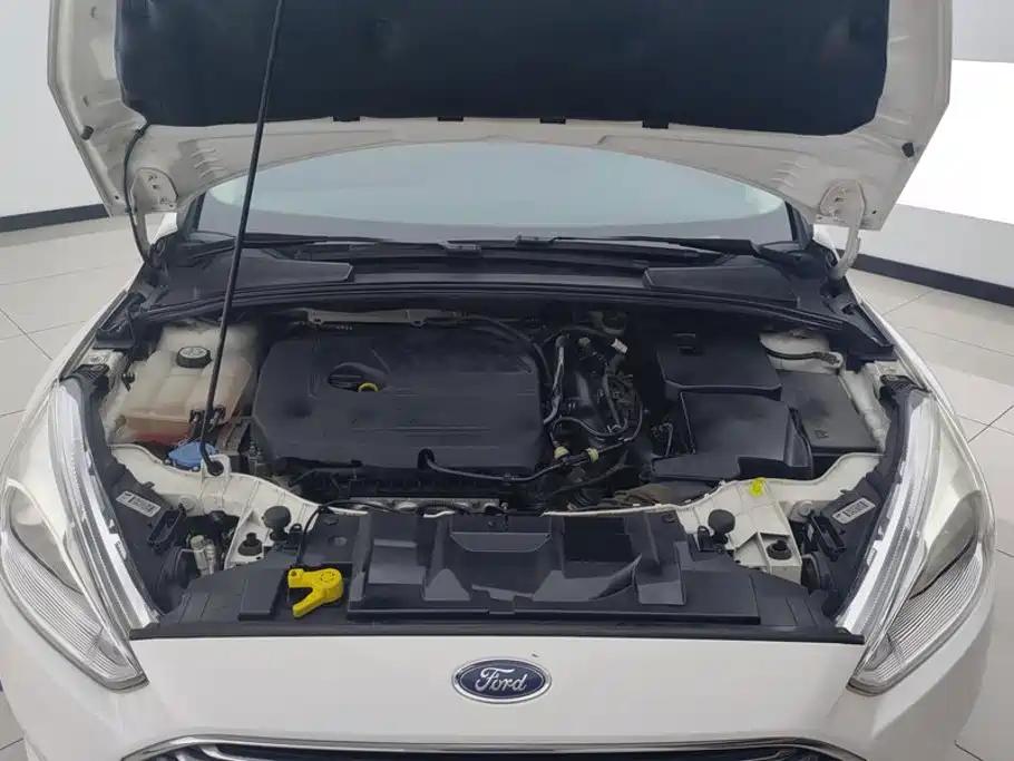 Ford Focus — миниатюра 10