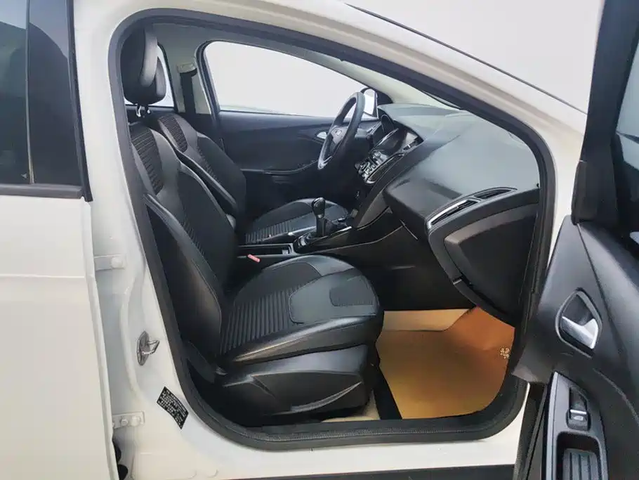 Ford Focus — миниатюра 8