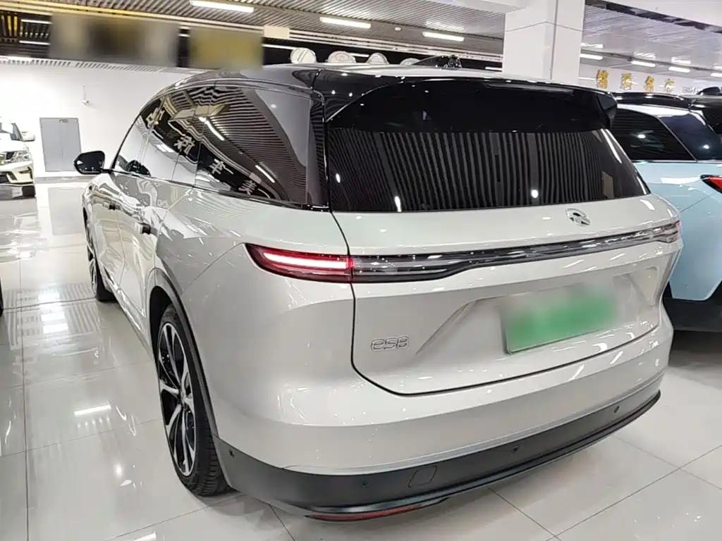 NIO ES8 — миниатюра 5