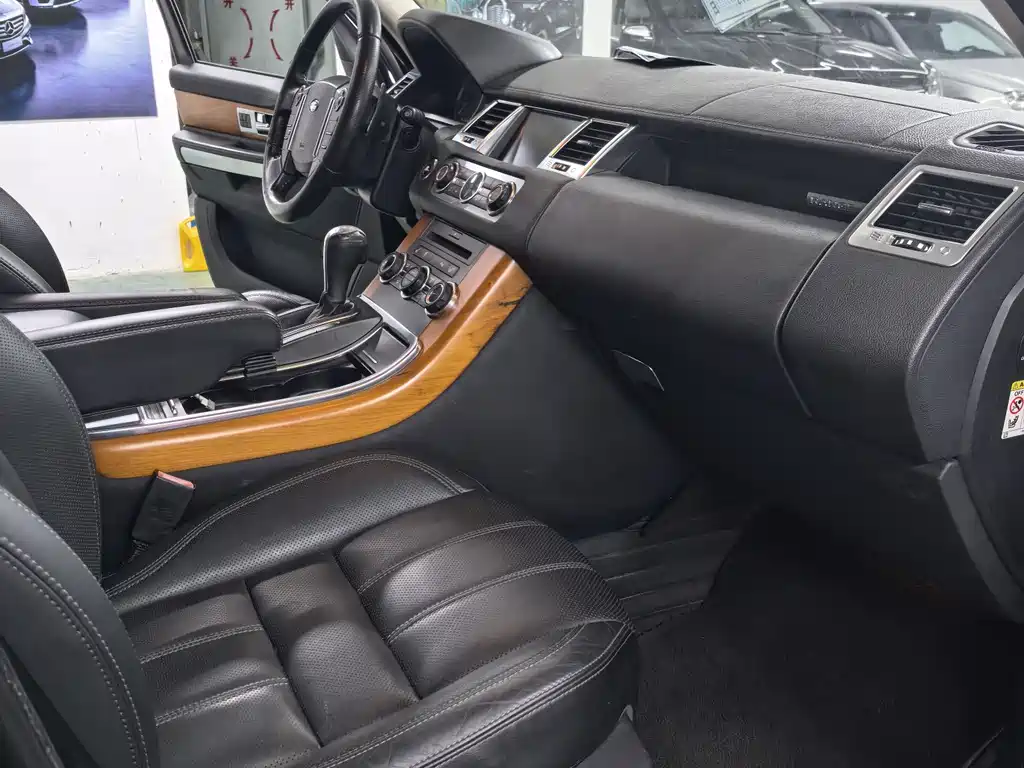 Land Rover Range Rover Sport 2011 5.0 NA V8 HSE