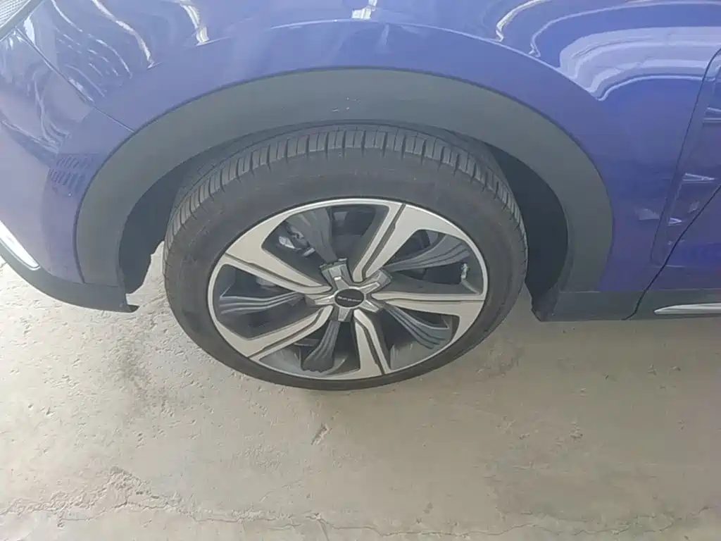 Roewe MARVEL X — миниатюра 23