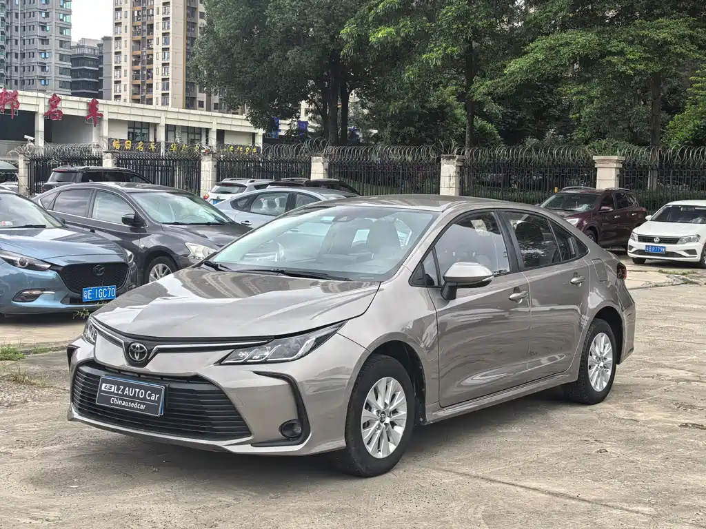 Купить Toyota Corolla
