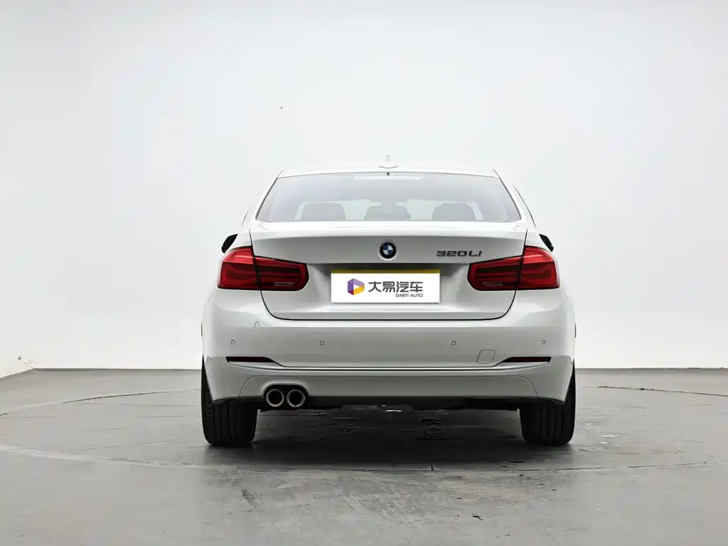 BMW 3 Series — миниатюра 4