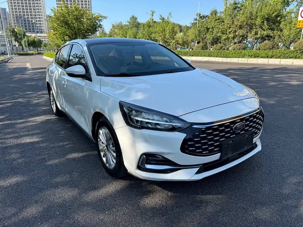 Ford Focus — миниатюра 3