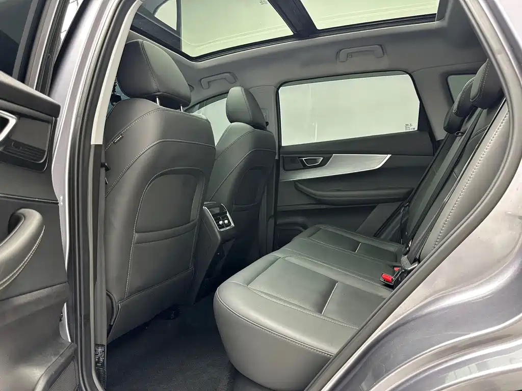 Chery Tiggo 7 PLUS — миниатюра 8