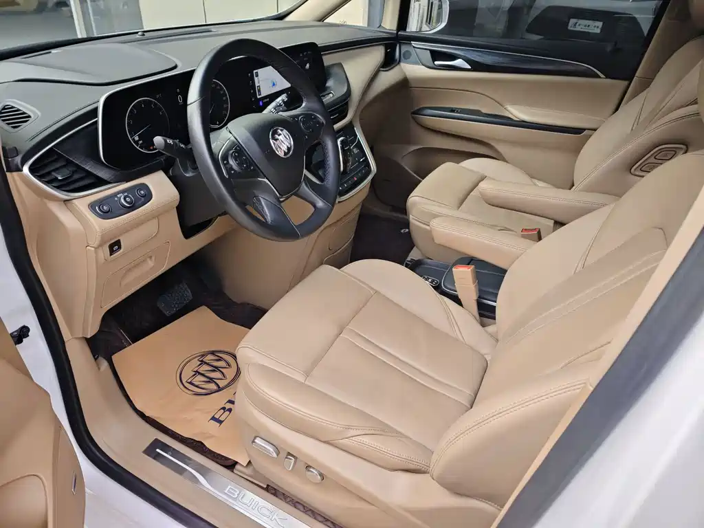 Buick GL8 — миниатюра 10