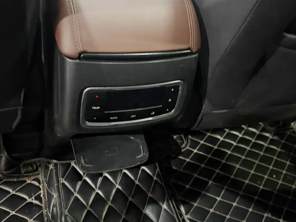 GAC Motor Trumpchi GS8 — миниатюра 9
