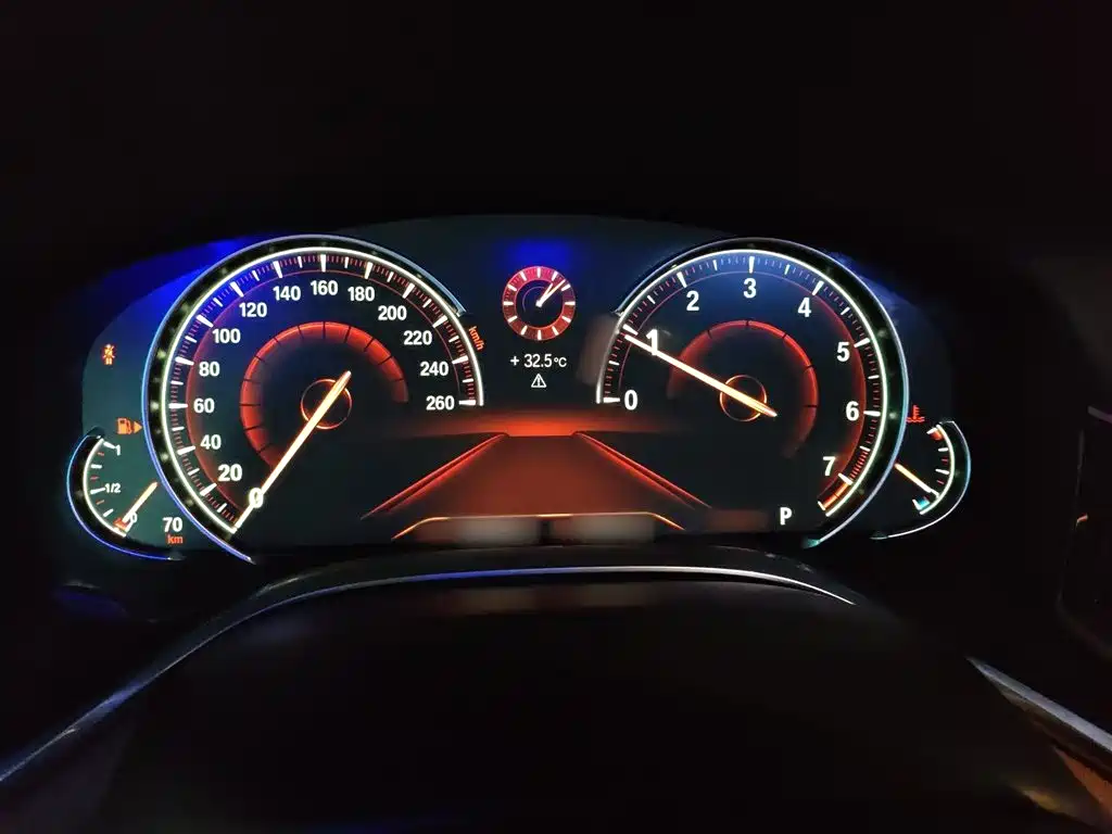 BMW 7 Series 7 2018 730Li Lead