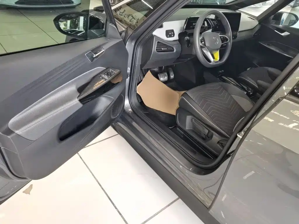 Volkswagen ID.3 — миниатюра 16