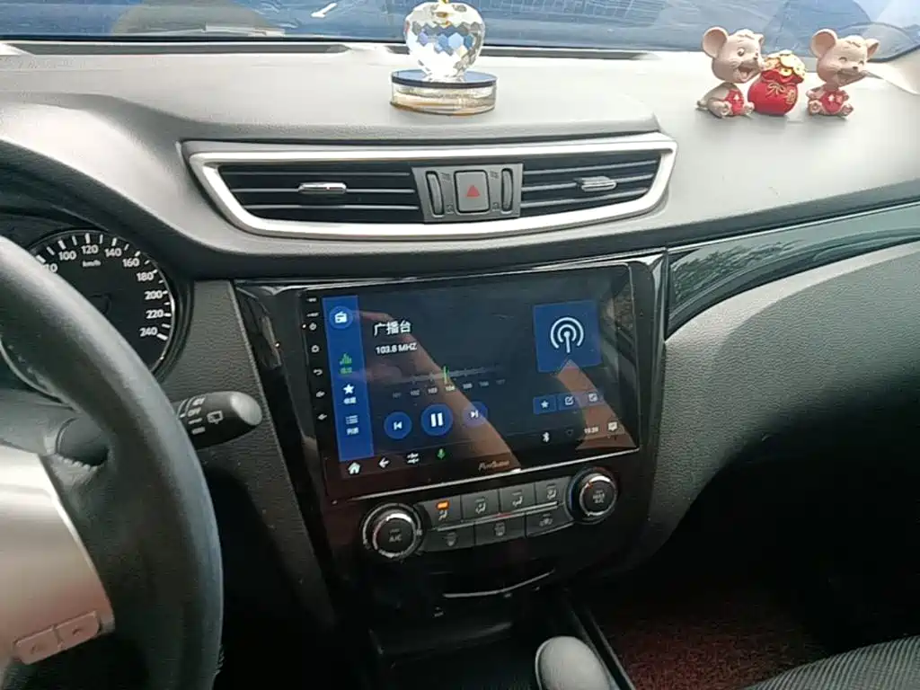 Nissan Qashqai — миниатюра 13