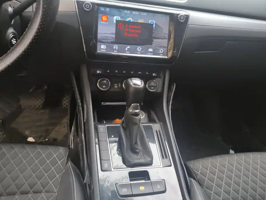 Skoda Superb — миниатюра 16