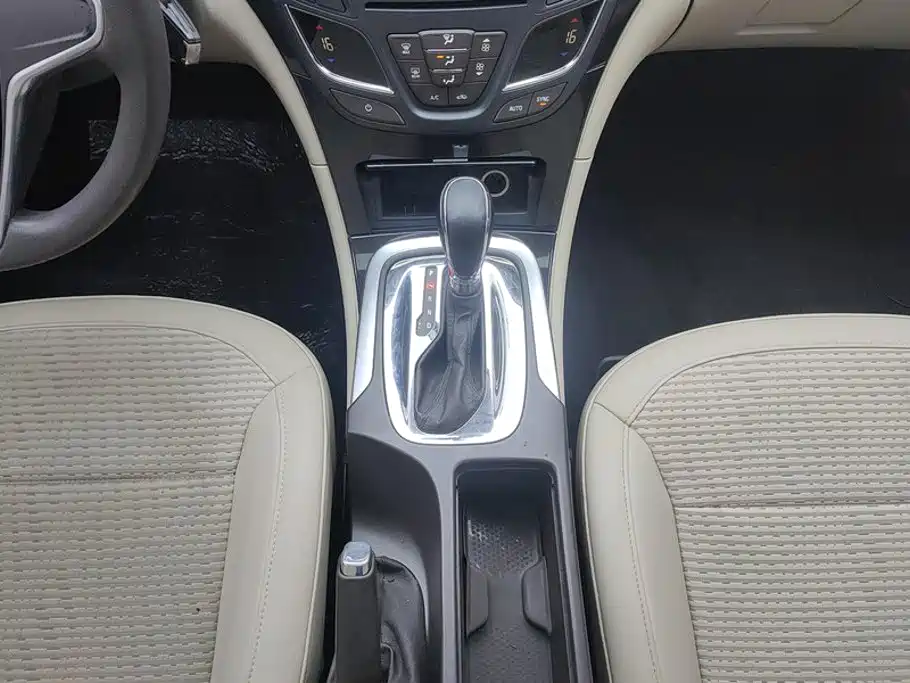 Buick Regal — миниатюра 16
