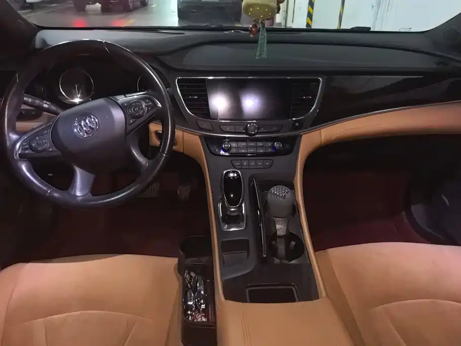 Buick LaCrosse — миниатюра 12