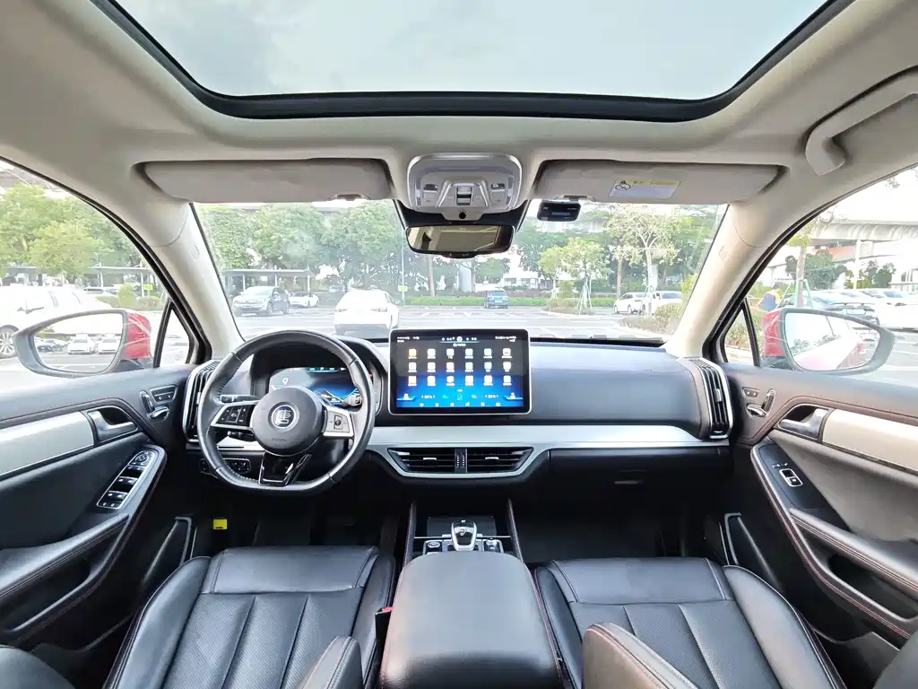 BYD Tang New Energy — миниатюра 6