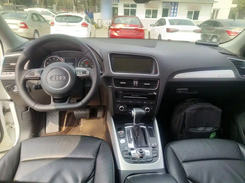 Audi Q5 (Import) — миниатюра 6