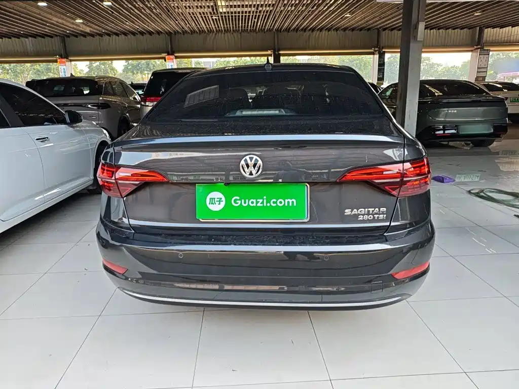 Volkswagen Sagitar — миниатюра 4