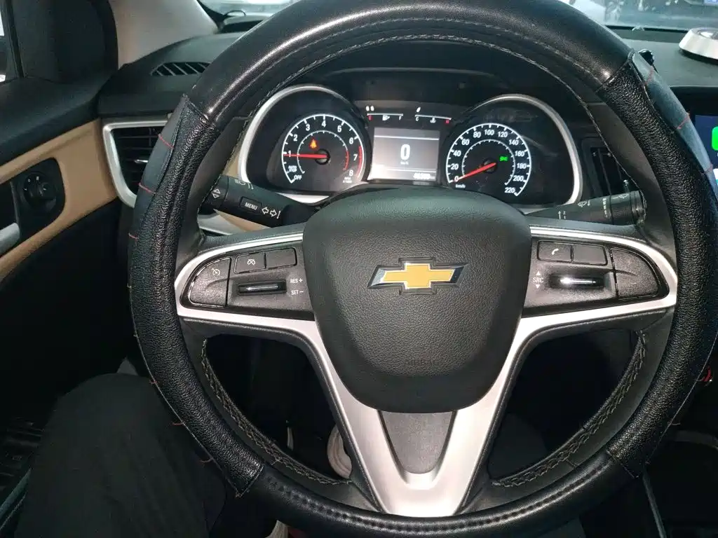 Chevrolet Monza — миниатюра 11