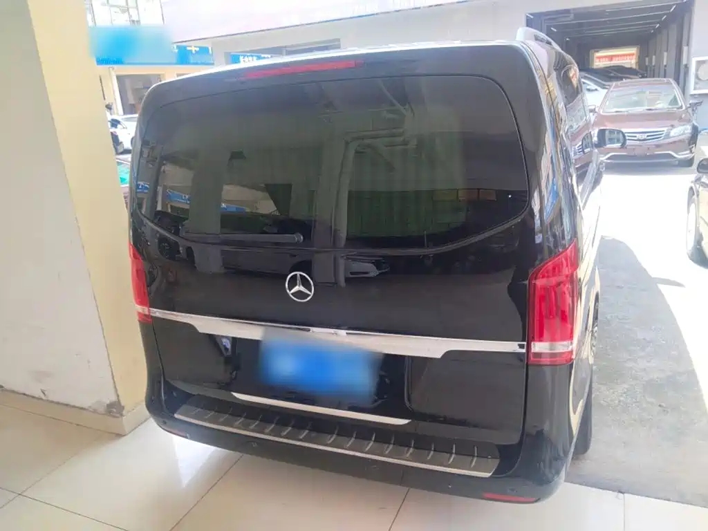 Mercedes-Benz V-Class V 2016 V 260 L Luxury Long Wheelbase