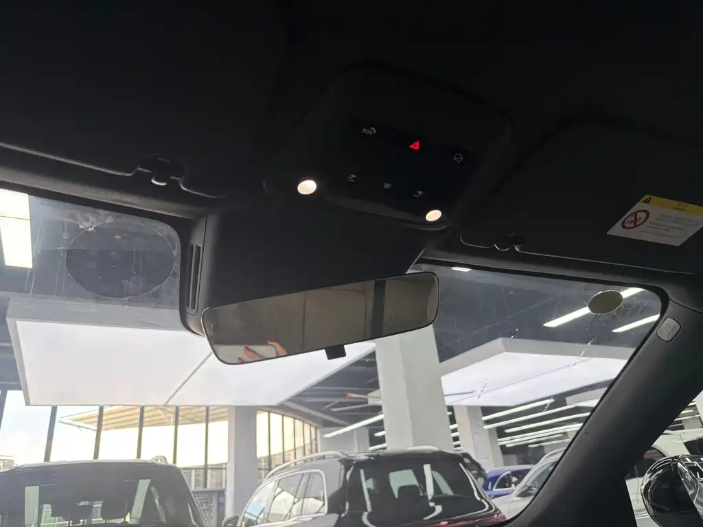 Volvo XC70 PHEV — миниатюра 4