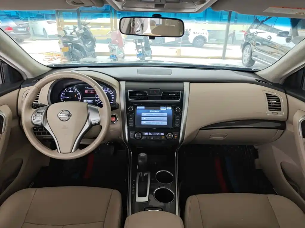 Nissan Teana — миниатюра 10