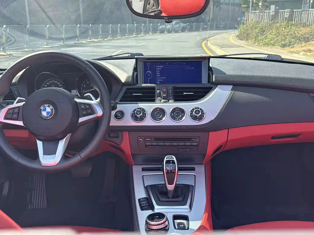 BMW Z4 — миниатюра 12