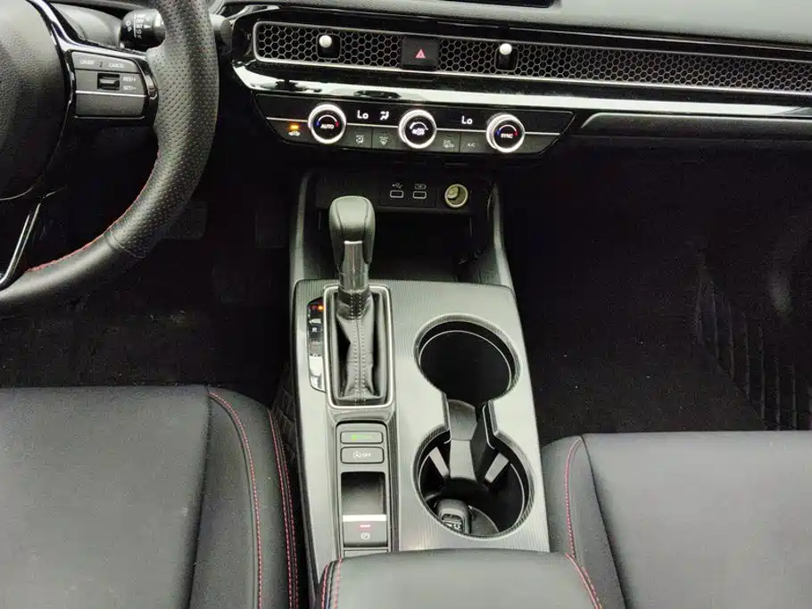 Honda Civic — миниатюра 16