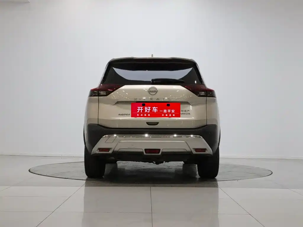 Nissan X-Trail — миниатюра 5