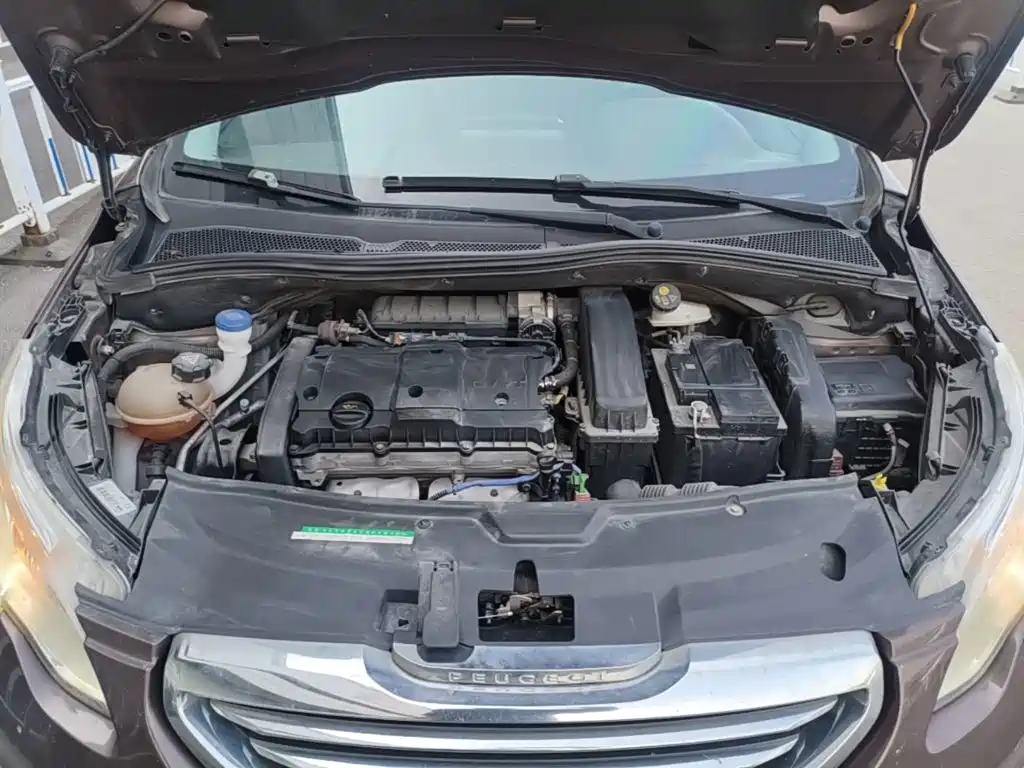 Peugeot 2008 — миниатюра 20